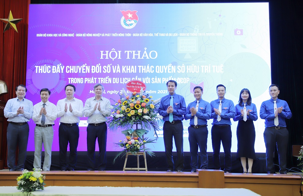 https://www.most.gov.vn/Images/editor/images/2-Tang%20hoa.jpg